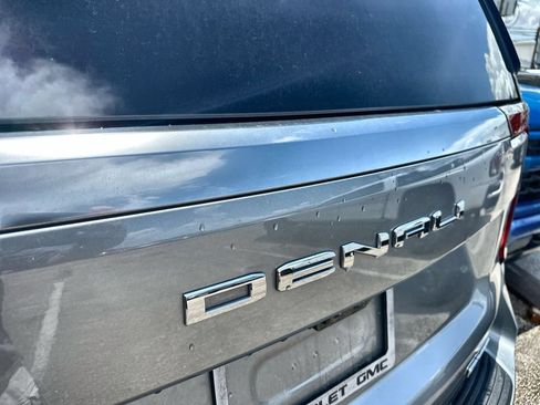 Used 2025 GMC Yukon Denali w/ Denali Reserve Package AWD/4WD image 7