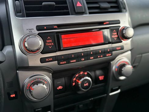 Used 2010 Toyota 4Runner SR5 image 36