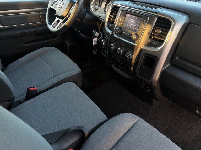 Used 2024 RAM 1500 Classic SLT AWD/4WD image 15