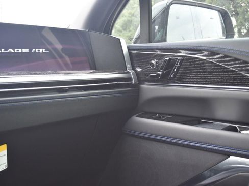 New 2026 Cadillac Escalade IQL Sport 1 image 94