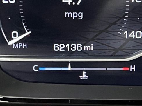 Used 2023 GMC Yukon XL Denali image 28