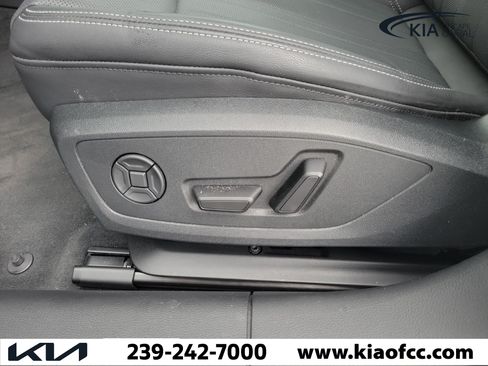 Used 2025 Audi A6 Premium Plus AWD/4WD image 22