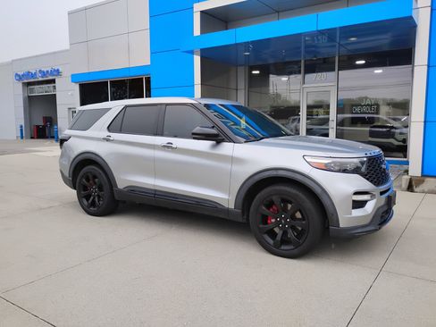 Used 2021 Ford Explorer ST w/ Equipment Group 401A AWD/4WD image 4