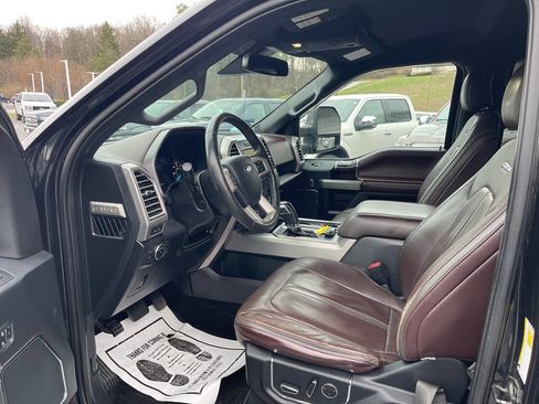 Used 2015 Ford F150 Platinum w/ Equipment Group 701A Luxury image 22