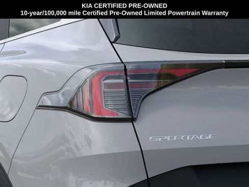 Certified 2026 Kia Sportage EX FWD image 11