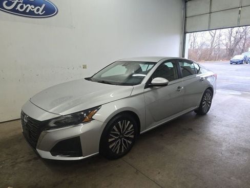 Used 2023 Nissan Altima 2.5 SV image 29