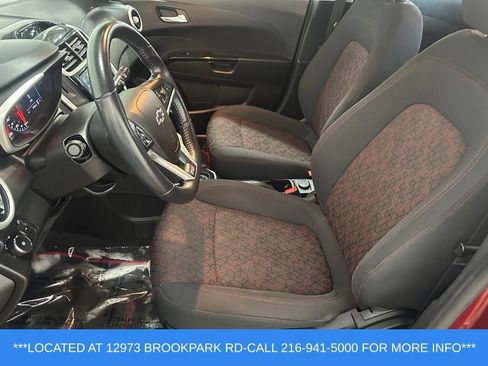 Used 2019 Chevrolet Sonic LT w/ Convenience Package FWD image 9