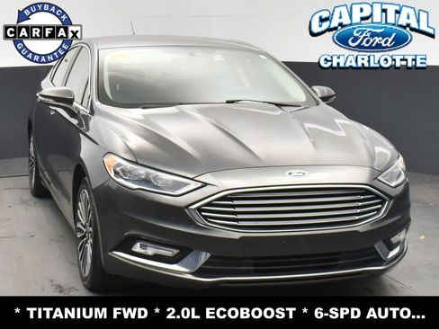 Used 2017 Ford Fusion Titanium image 2