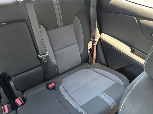 Used 2025 Chevrolet Blazer LT FWD image 38