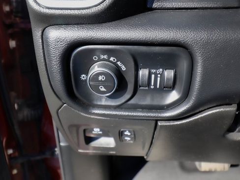 Used 2019 RAM 1500 Laramie image 54