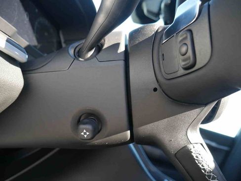 New 2025 Jeep Grand Cherokee Limited w/ Luxury Tech Group II image 25