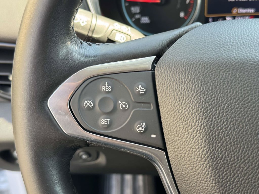 Used 2020 Chevrolet Traverse RS AWD/4WD image 23