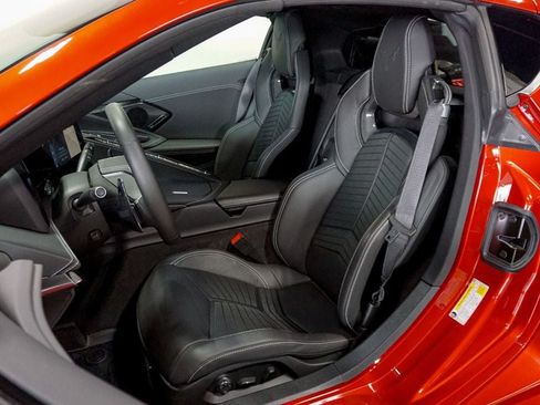 Used 2025 Chevrolet Corvette Z06 w/ Stealth Interior Trim Package RWD image 9