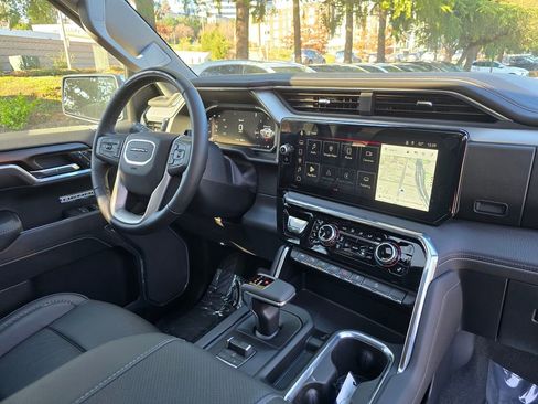 Used 2026 GMC Sierra 1500 Denali image 40