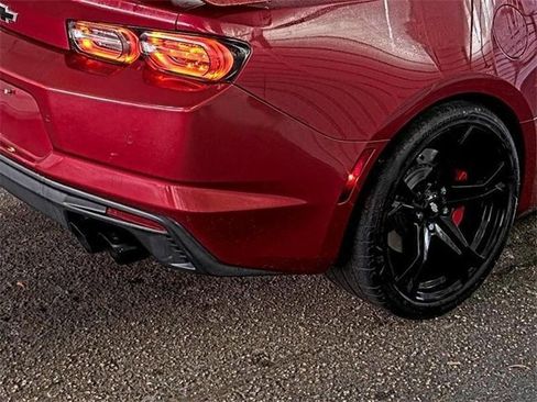 Used 2020 Chevrolet Camaro SS image 33