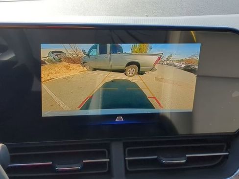 New 2026 Chevrolet Trax ACTIV w/ Sunroof Package image 26