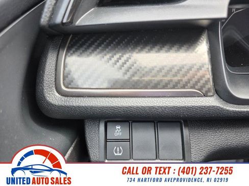 Used 2017 Honda Civic Sport image 18