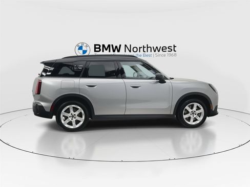 Used 2025 MINI Cooper Countryman S w/ Comfort Package Max AWD/4WD image 4