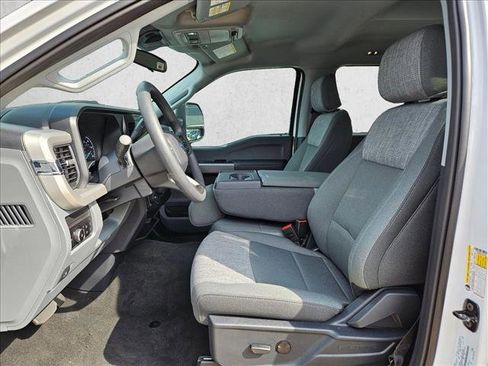 New 2026 Ford F250 XLT w/ FX4 Off-Road Package image 4