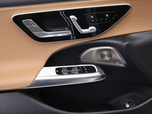 New 2026 Mercedes-Benz E 450 4MATIC Sedan image 25