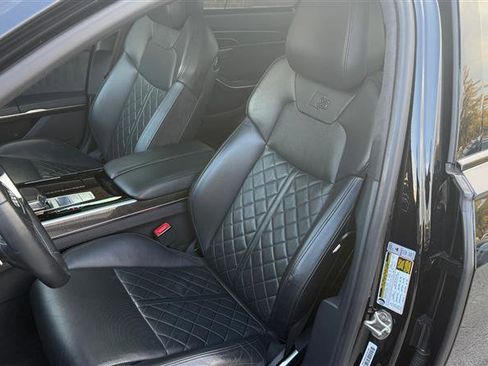 Used 2020 Audi S8 L image 19