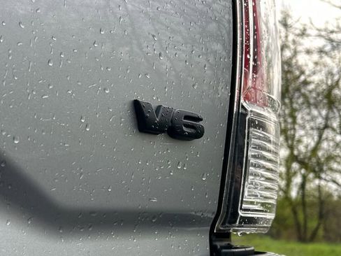 Used 2023 Toyota Tacoma Limited image 33