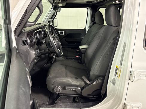 Used 2021 Jeep Wrangler Unlimited Sport AWD/4WD image 30