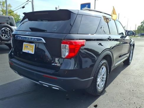 Certified 2023 Ford Explorer XLT w/ Equipment Group 202A AWD/4WD image 6