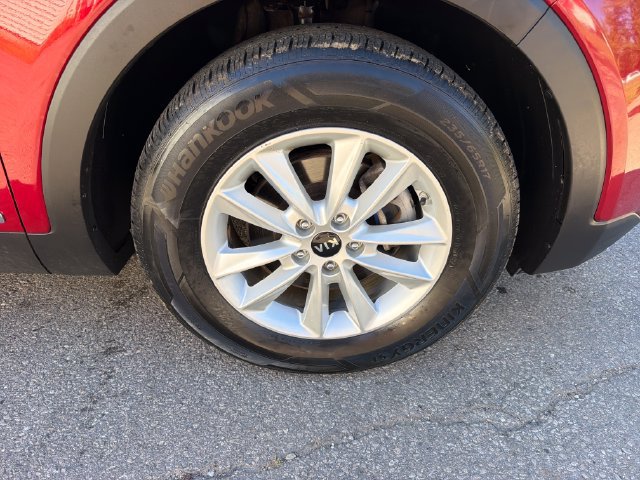 Used 2020 Kia Sorento LX AWD/4WD image 28