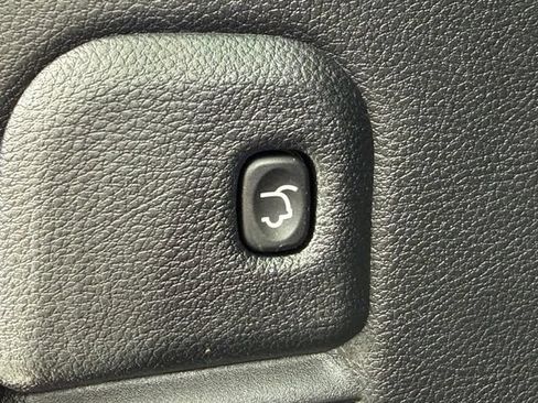 Used 2021 Jeep Grand Cherokee Limited w/ Luxury Group II AWD/4WD image 18