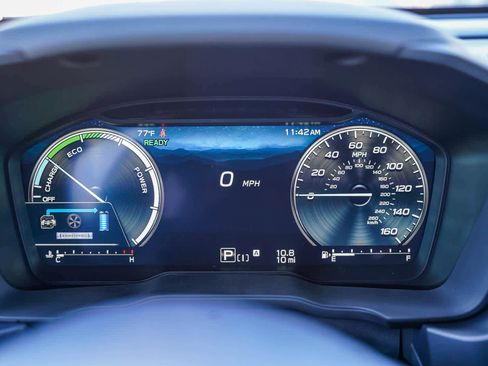 New 2025 Subaru Forester Limited image 25