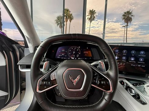 Used 2022 Chevrolet Corvette Stingray Premium Cpe w/ Z51 Performance Package RWD image 43