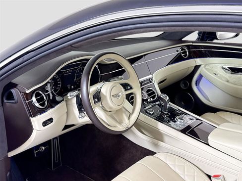 Used 2022 Bentley Continental GT AWD/4WD image 15