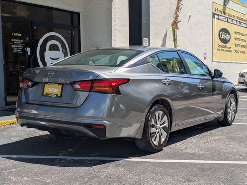 Used 2023 Nissan Altima 2.5 S FWD image 5
