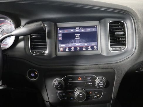 Used 2020 Dodge Charger Police image 18