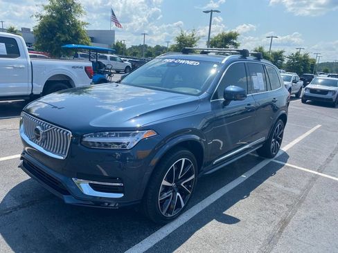 Used 2023 Volvo XC90 B6 Plus w/ Protection Package Premier AWD/4WD image 3
