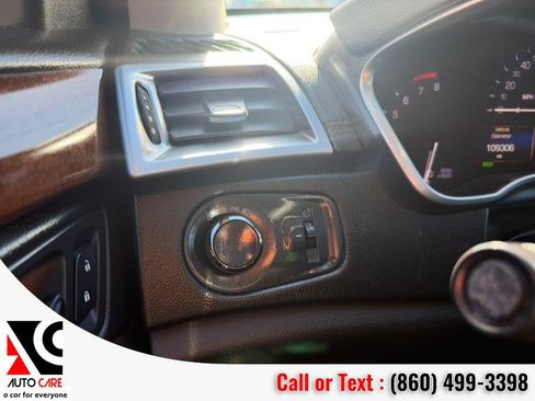 Used 2015 Cadillac SRX Luxury AWD/4WD image 21
