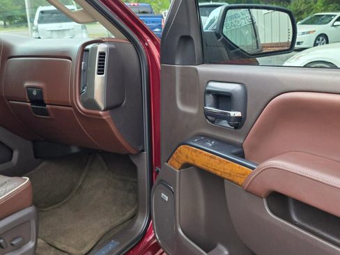 Used 2014 Chevrolet Silverado 1500 High Country w/ High Country Premium Package RWD image 16