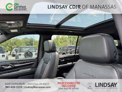 Used 2024 GMC Yukon XL Denali AWD/4WD image 20