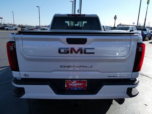 Certified 2024 GMC Sierra 2500 Denali Ultimate image 6