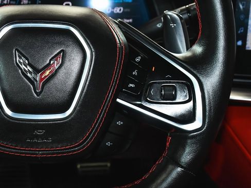 Used 2024 Chevrolet Corvette Stingray w/ Z51 Performance Package image 39