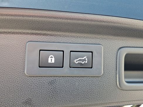 Used 2022 Subaru Forester Premium image 29