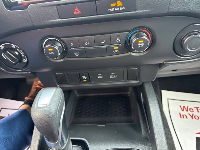 Certified 2023 Nissan Frontier SV w/ Midnight Edition Package AWD/4WD image 30