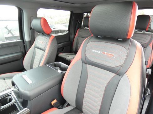 Used 2024 Ford F250 Lariat w/ Lariat Ultimate Package image 33