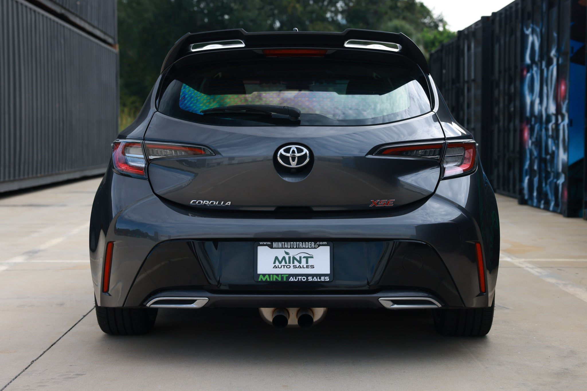 Used 2021 Toyota Corolla XSE FWD image 11