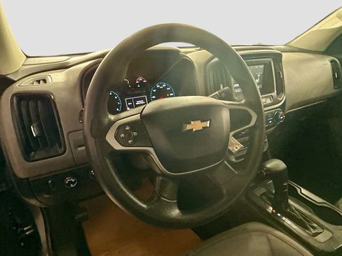 Used 2018 Chevrolet Colorado W/T w/ WT Convenience Package image 12