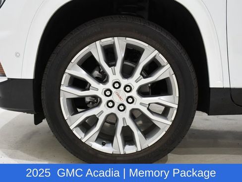Used 2025 GMC Acadia Denali w/ Super Cruise Package AWD/4WD image 6