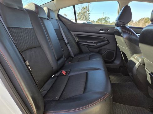 Used 2024 Nissan Altima 2.5 SR image 24