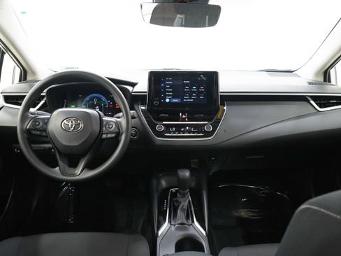 Used 2026 Toyota Corolla LE w/ LE Premium Package AWD/4WD image 13
