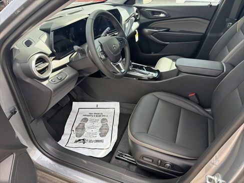New 2026 Chevrolet Trax ACTIV w/ Driver Confidence Package FWD image 12